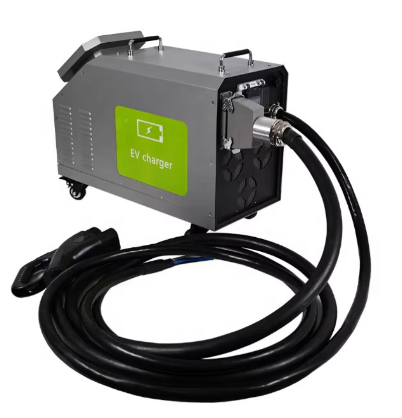 Caricatore DC Portatile per Au - Car Charger recensione e prezzo